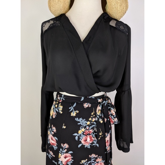 Missguided Wrapped Cropped - Picture 2 of 7